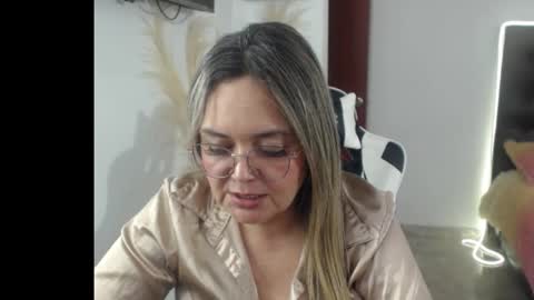 samy_vsn online show from 10/25/25, 09:09