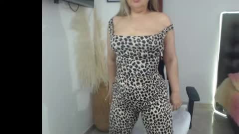 samy_vsn online show from 11/29/25, 06:55