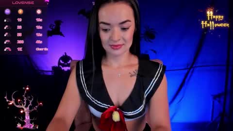 Snapshot of samybennet chatting on 10/31/25, 03:02 Samy Bennet online show from 10/31/25, 03:02