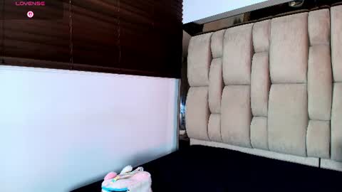 SAMY GREY... online show from 06/17/26, 08:10