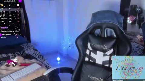 SamyHolbrook online show from 10/31/25, 01:23