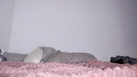 Snapshot of samymoon3 chatting on 12/02/24, 01:46 Samymoon online show from 12/02/24, 01:46