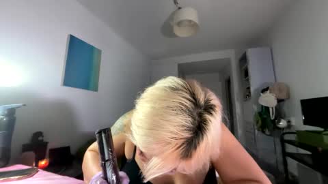 Samymoon online show from 11/06/25, 07:15