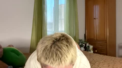 Samymoon online show from 02/23/26, 06:05