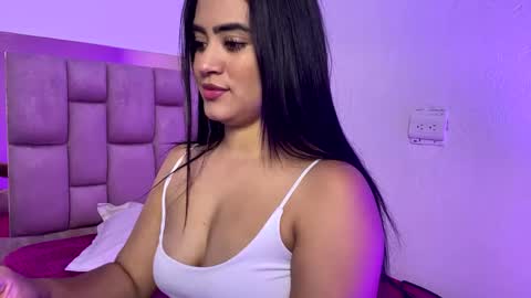 Snapshot of samyrosss6 chatting on 10/10/25, 11:59 Samy online show from 10/10/25, 11:59