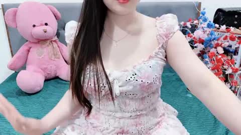 sanami_sian_ online show from 04/13/26, 02:44