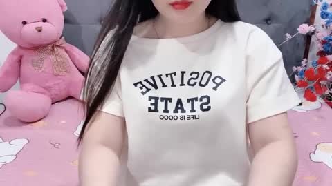 sanami_sian_ online show from 04/25/26, 01:36