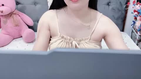 Snapshot of sanami_sian_ chatting on 05/19/26, 01:56 sanami_sian_ online show from 05/19/26, 01:56