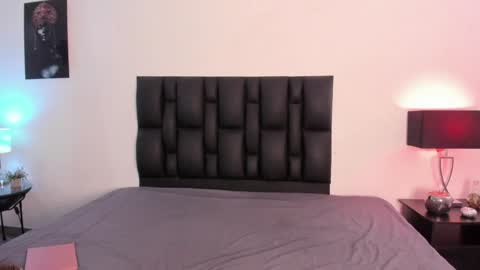 Snapshot of sander_mila chatting on 01/24/25, 08:22 MilaSander online show from 01/24/25, 08:22