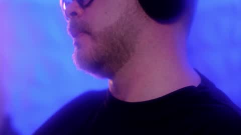 Sanders online show from 12/01/25, 01:10