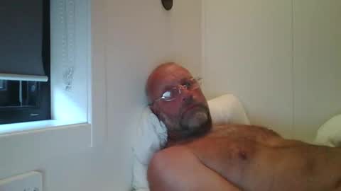 Snapshot of sandnesrune523 chatting on 09/18/25, 05:09 sandnesrune523 online show from 09/18/25, 05:09