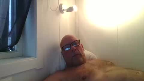 sandnesrune523 online show from 03/12/26, 05:57