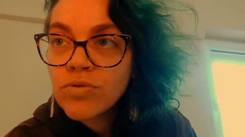 Sandra online show from 03/18/26, 03:26