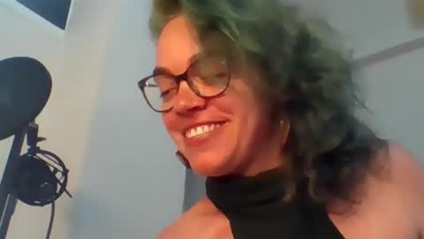 Sandra online show from 05/11/26, 04:48