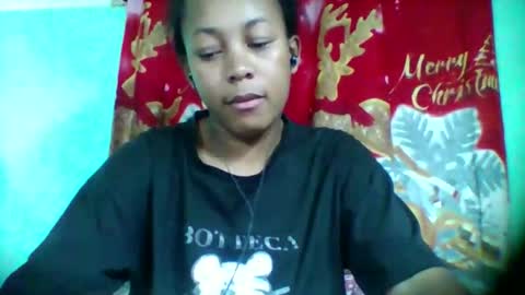 sandra1253099 online show from 10/28/25, 07:23