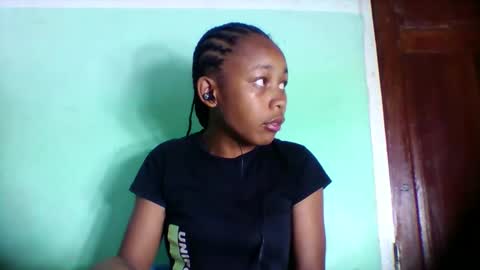 sandra1253099 online show from 04/25/26, 06:05