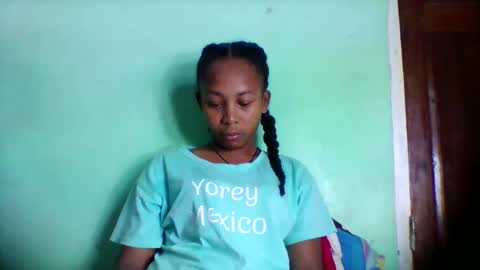 sandra1253099 online show from 05/01/26, 05:45