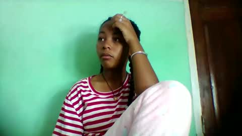 Snapshot of sandra1253099 chatting on 05/16/26, 06:32 sandra1253099 online show from 05/16/26, 06:32