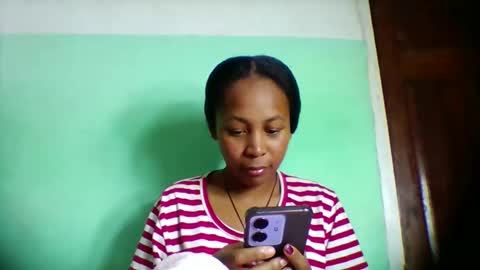 Snapshot of sandra1253099 chatting on 05/17/26, 06:26 sandra1253099 online show from 05/17/26, 06:26