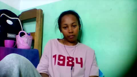 Snapshot of sandra1253099 chatting on 07/06/26, 05:04 sandra1253099 online show from 07/06/26, 05:04