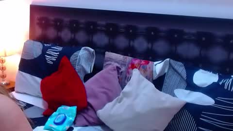 SANDRA online show from 10/26/25, 10:32