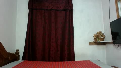 sandra online show from 12/04/25, 06:34