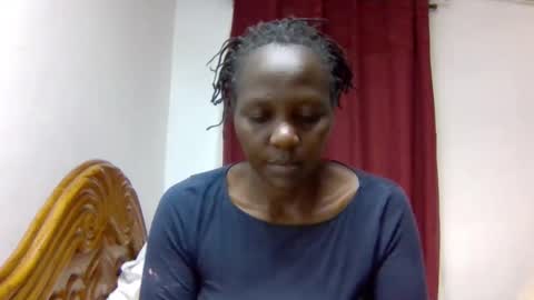 Snapshot of sandra_milly chatting on 05/30/26, 09:50 sandra online show from 05/30/26, 09:50