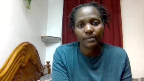 Snapshot of sandra_milly chatting on 06/14/26, 05:59 sandra online show from 06/14/26, 05:59