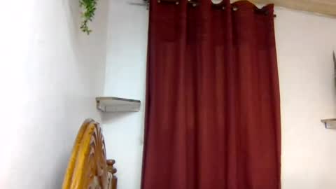 Snapshot of sandra_milly chatting on 06/15/26, 07:21 sandra online show from 06/15/26, 07:21