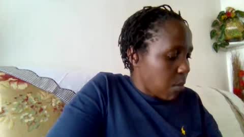 Snapshot of sandra_milly chatting on 07/08/26, 11:48 sandra online show from 07/08/26, 11:48