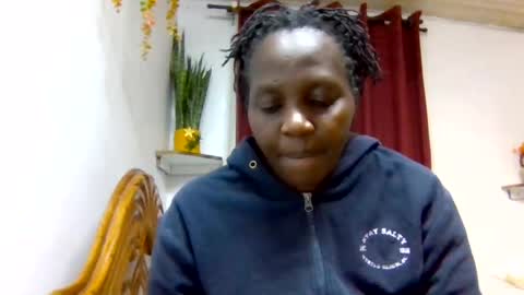 Snapshot of sandra_milly chatting on 07/11/26, 08:50 sandra online show from 07/11/26, 08:50