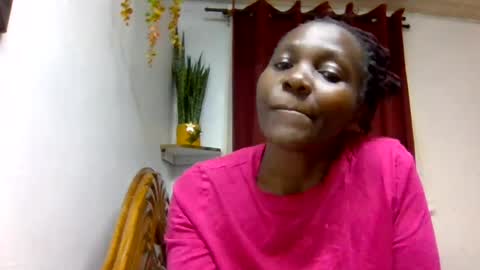 Snapshot of sandra_milly chatting on 07/12/26, 09:55 sandra online show from 07/12/26, 09:55