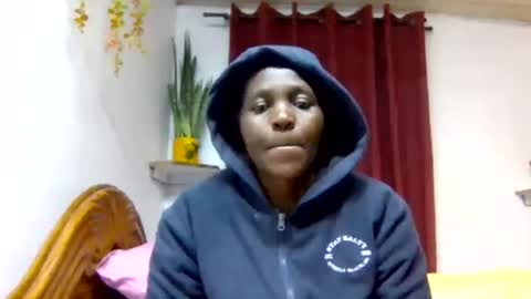 Snapshot of sandra_milly chatting on 07/19/26, 04:11 sandra online show from 07/19/26, 04:11