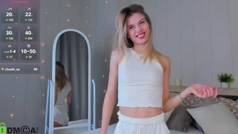 sandraa_anderson online show from 11/12/25, 12:33