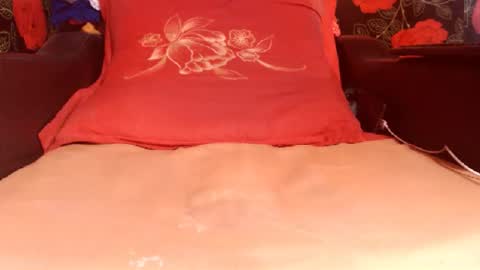 Snapshot of sandrabenet chatting on 05/17/26, 07:21 Sandra online show from 05/17/26, 07:21