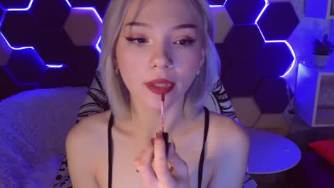 Sandy  online show from 01/17/25, 01:25