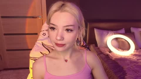 Sandy  online show from 02/04/25, 01:02