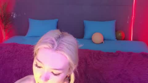 Sandy  online show from 03/08/25, 04:34