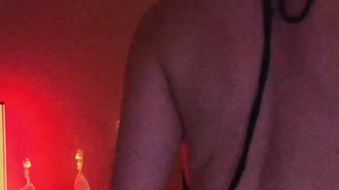 Snapshot of sandraboyl chatting on 12/20/25, 02:51 Sandy online show from 12/20/25, 02:51