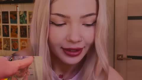 Snapshot of sandraboyl chatting on 05/19/26, 04:52 Sandy online show from 05/19/26, 04:52