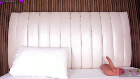 Sandra online show from 06/24/26, 04:00