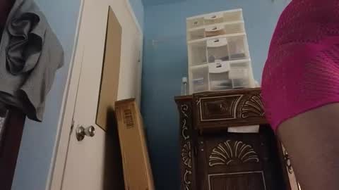 Sandra online show from 01/09/25, 09:27