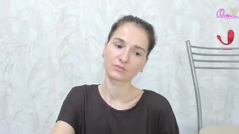 SandraxRay online show from 05/12/26, 05:04