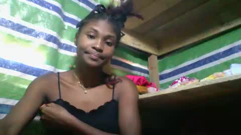 Snapshot of sandricaaa chatting on 05/06/26, 09:03 sandricaaa online show from 05/06/26, 09:03