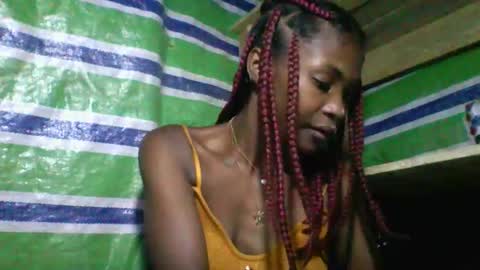 Snapshot of sandricaaa chatting on 05/19/26, 01:56 sandricaaa online show from 05/19/26, 01:56