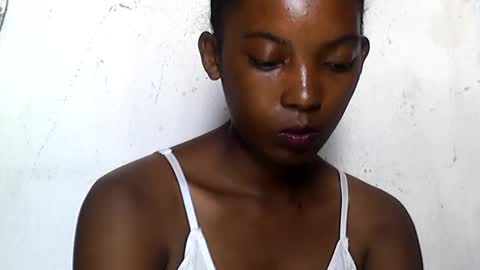 sandrine718 online show from 02/24/26, 06:00