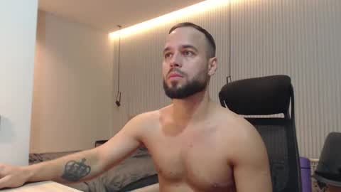 DeAlex online show from 11/23/25, 02:17