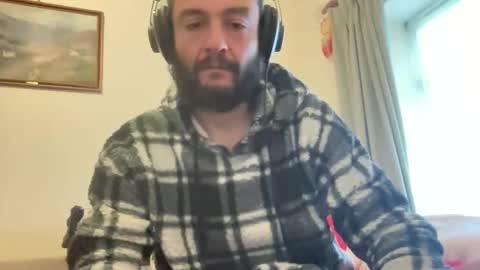 Sandro Andersom online show from 09/28/25, 10:31