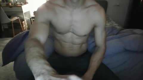Snapshot of sandrofitness chatting on 01/06/26, 12:03 sandro online show from 01/06/26, 12:03