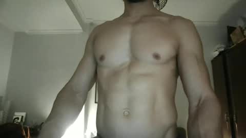 Snapshot of sandrofitness chatting on 02/17/26, 01:57 sandro online show from 02/17/26, 01:57